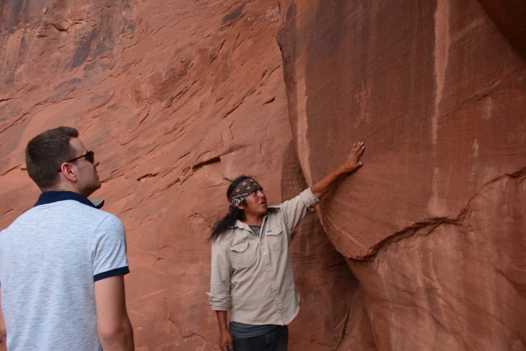 Road trip aux Etats-Unis : Etape de Monument Valley avec un Navaro